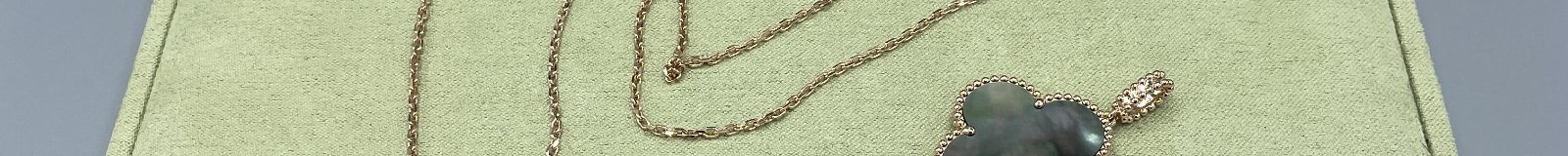 Van Cleef & Arpels Pendant Necklace