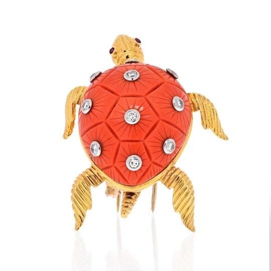 18K YELLOW GOLD CORAL TURTLE WITH DIAMONDS BROOCH