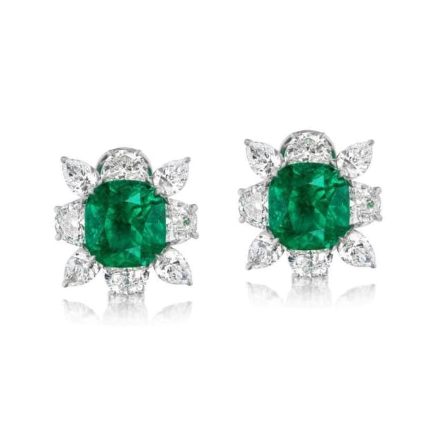 7.33ct Emerald And 4.86ct Diamond Ring
