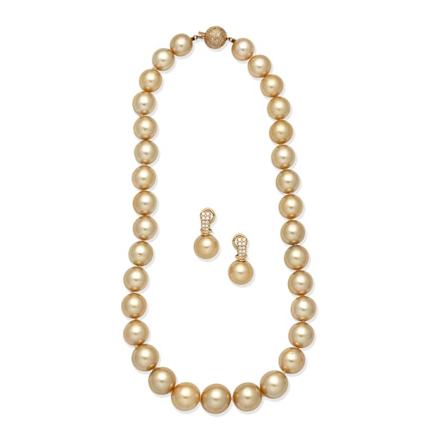 CULTURED PEARL AND DIAMOND NECKLACE AND EARRINGS     (2)